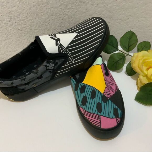 Disney X Ground Up Tim Burton's Nightmare Before Christmas Jack & Sally Loafer's - Picture 5 of 10